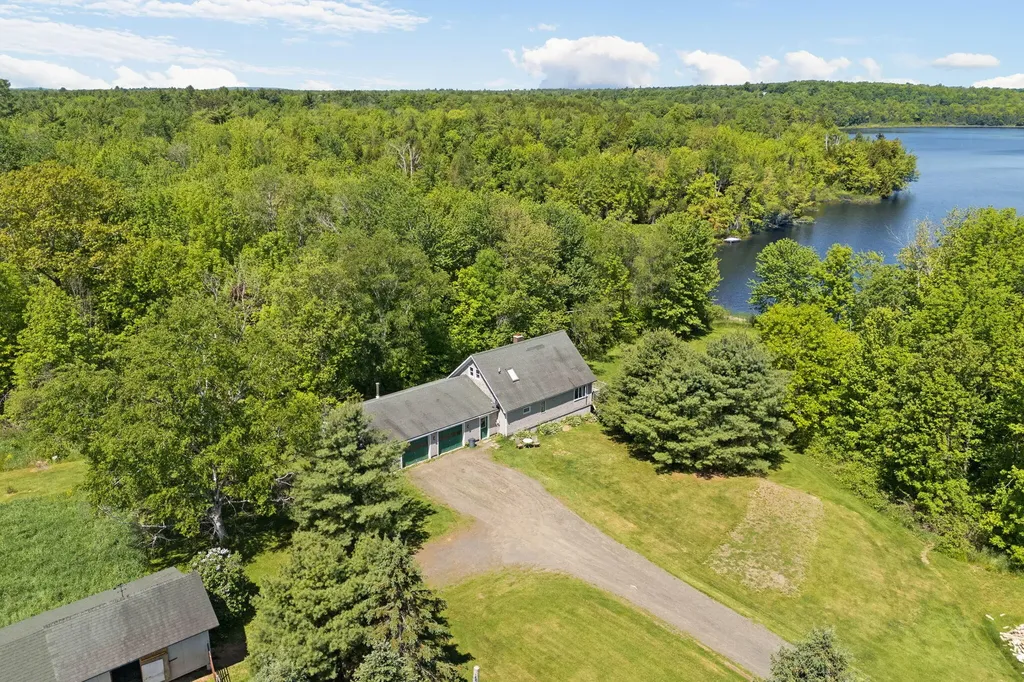 46 Lang Hill Road Palmyra ME 04965