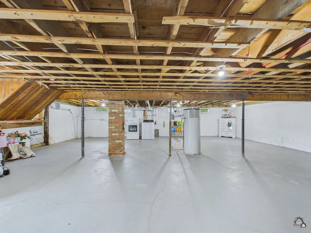 863 Kennedy Memorial Drive Oakland ME 04963