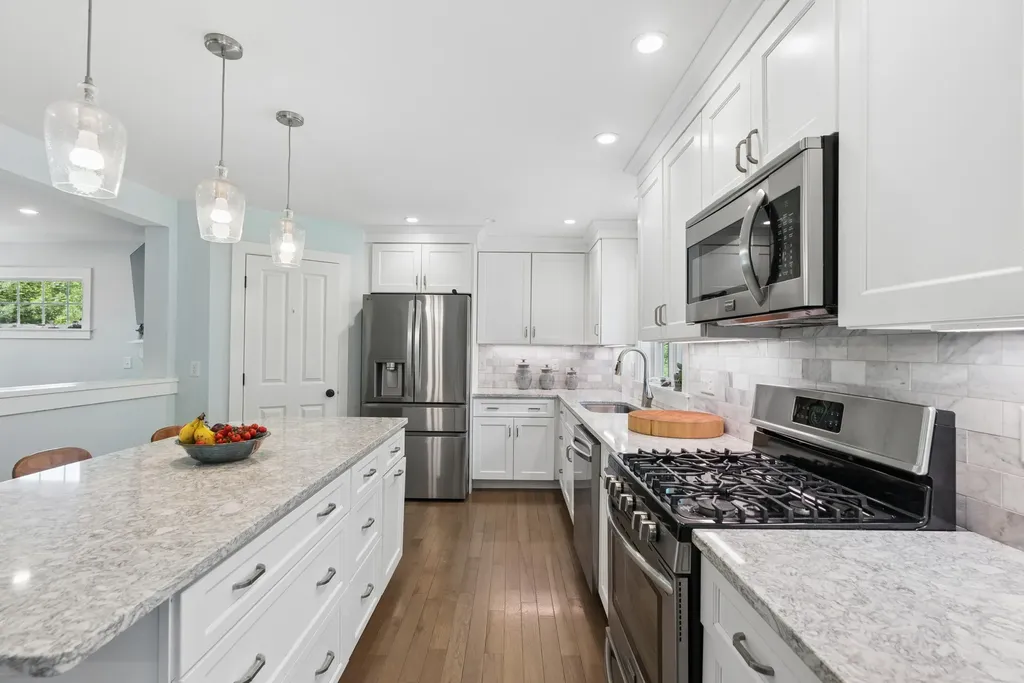 15 Turner Drive York ME 03902