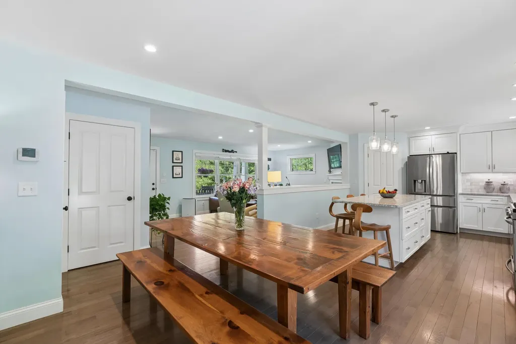 15 Turner Drive York ME 03902