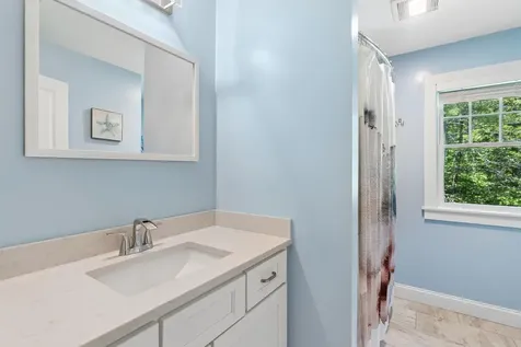 15 Turner Drive York ME 03902