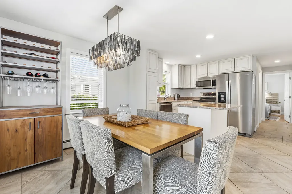 10 Lighthouse Lane Saco ME 04072