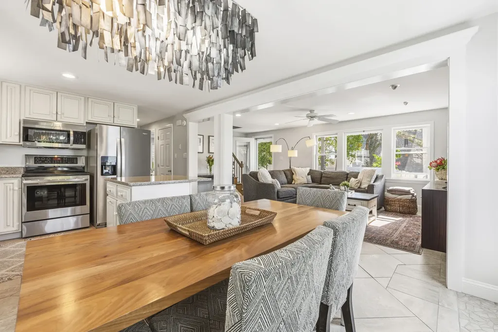 10 Lighthouse Lane Saco ME 04072