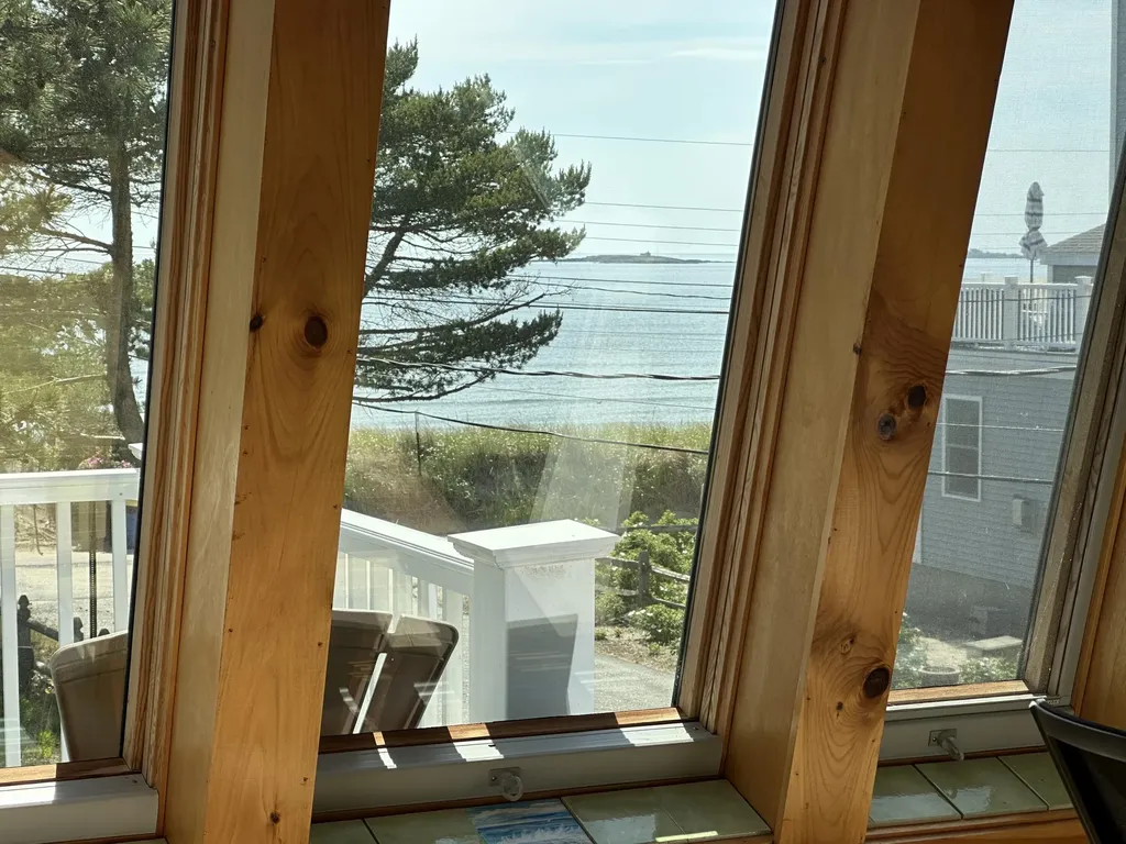 10 Lighthouse Lane Saco ME 04072
