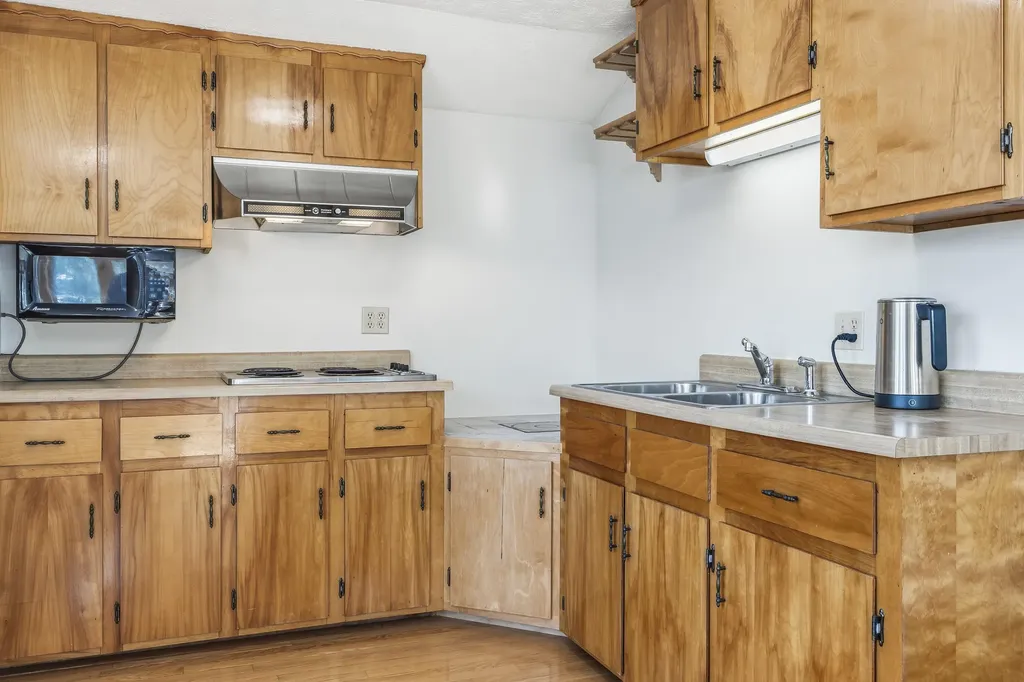 10 Lighthouse Lane Saco ME 04072