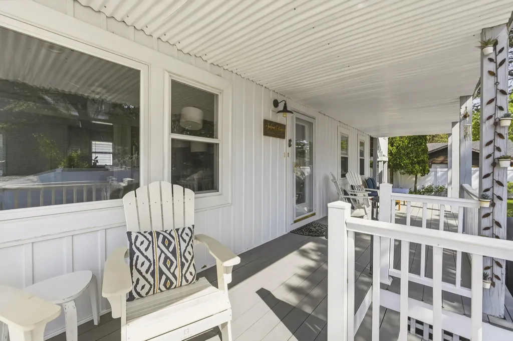 10 Lighthouse Lane Saco ME 04072