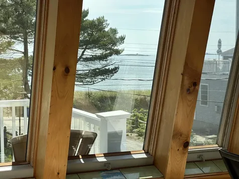 10 Lighthouse Lane Saco ME 04072
