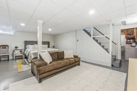 10 Lighthouse Lane Saco ME 04072