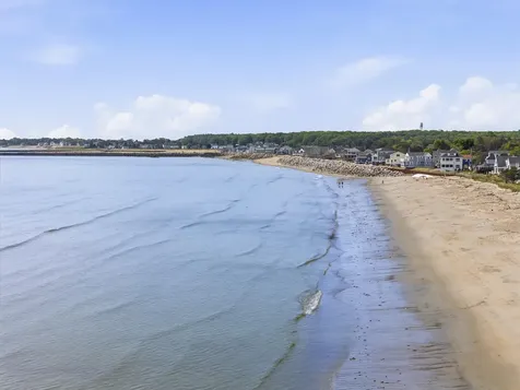 10 Lighthouse Lane Saco ME 04072
