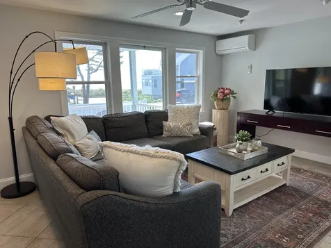 10 Lighthouse Lane Saco ME 04072