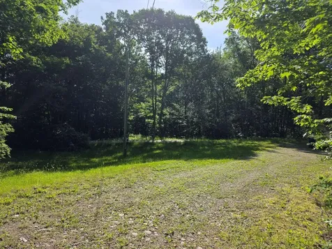127 Hanscom Road Benton ME 04901