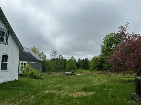 1688 Washington Road Waldoboro ME 04572