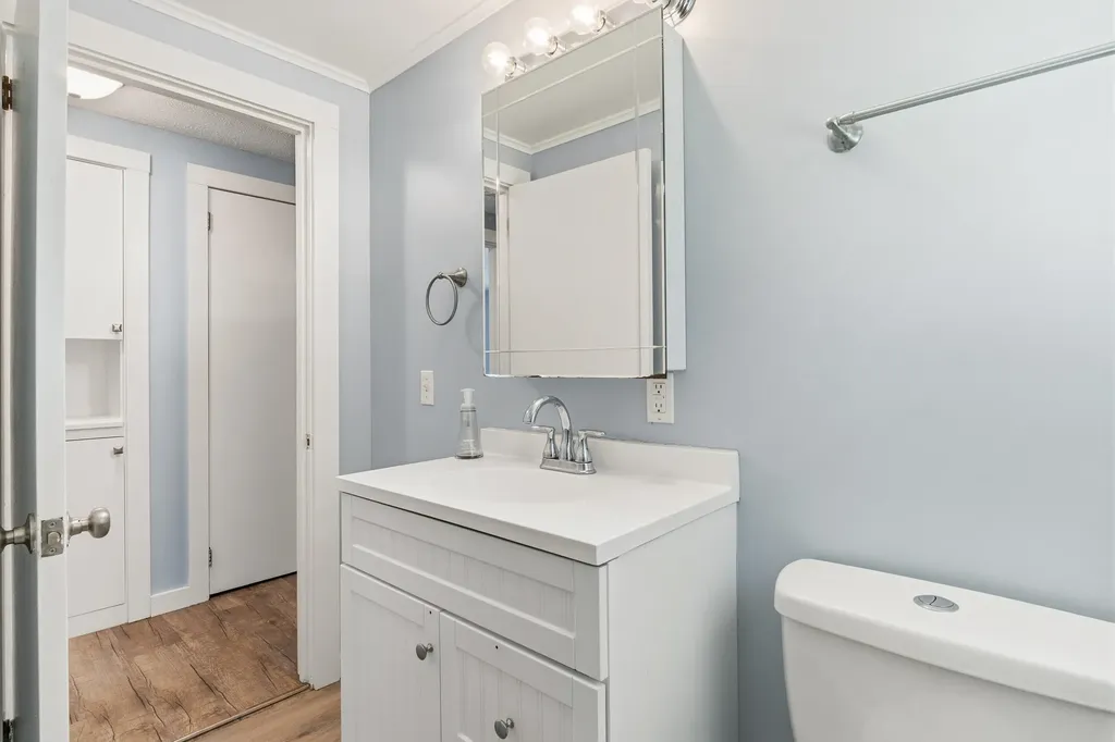 50 Hennessey Avenue Brunswick ME 04011