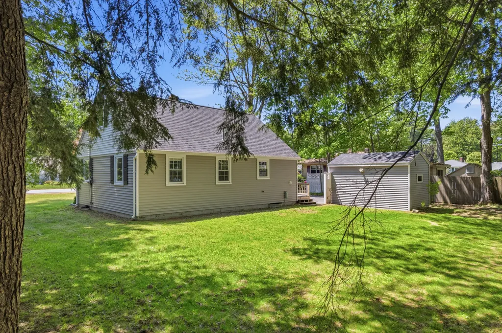 50 Hennessey Avenue Brunswick ME 04011