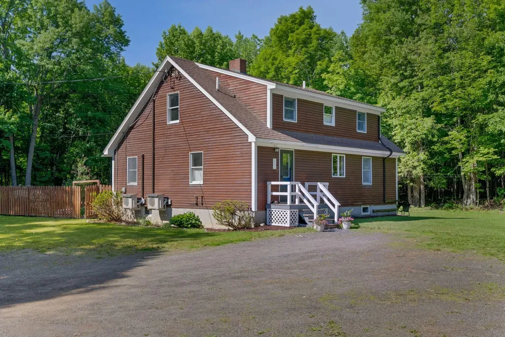121 Six Rod Road Fairfield ME 04937