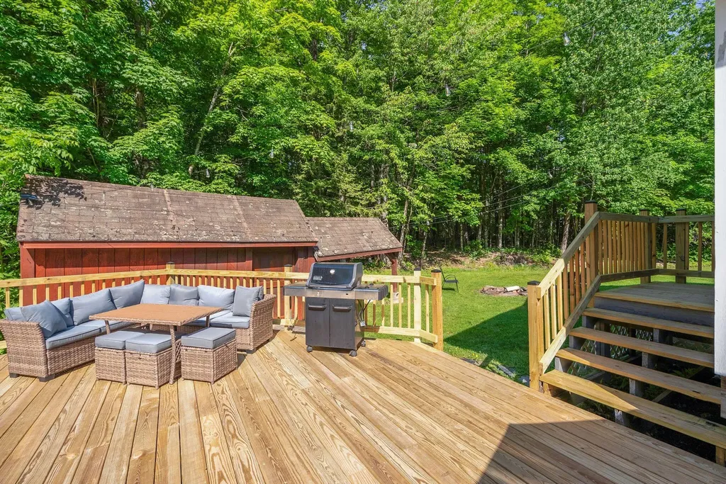 121 Six Rod Road Fairfield ME 04937