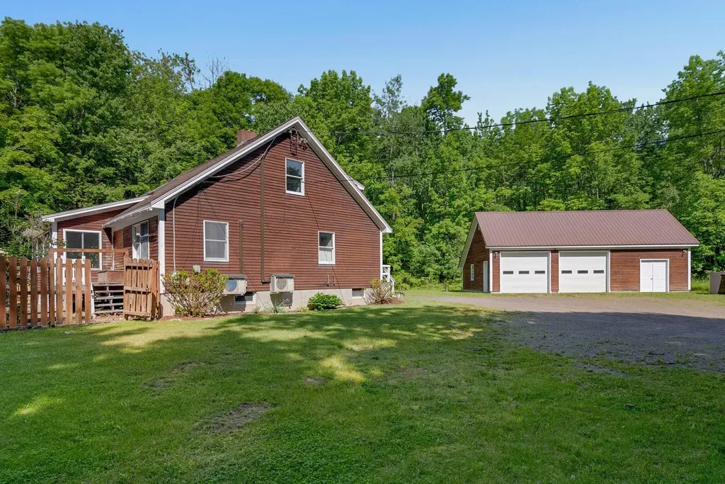 121 Six Rod Road Fairfield ME 04937