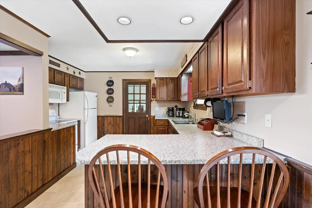 258 Gary Moore Road Ellsworth ME 04605
