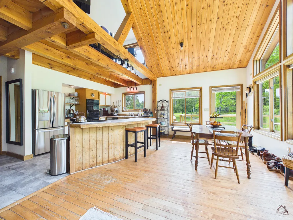 69 Coolidge Road Wayne ME 04284