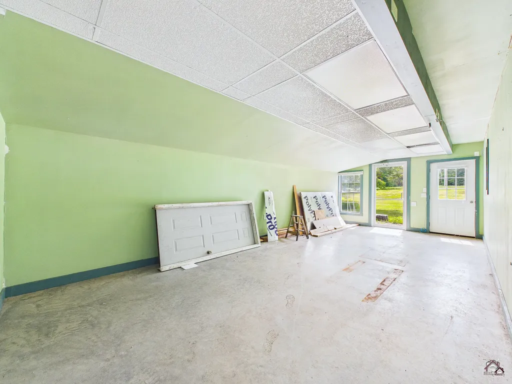 69 Coolidge Road Wayne ME 04284
