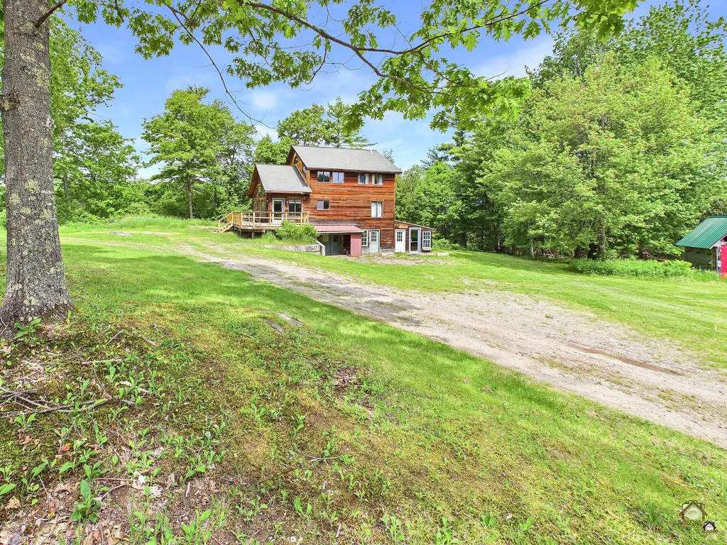 69 Coolidge Road Wayne ME 04284