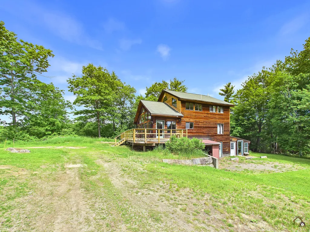 69 Coolidge Road Wayne ME 04284