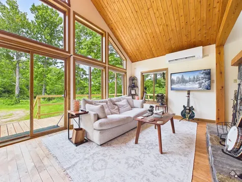 69 Coolidge Road Wayne ME 04284