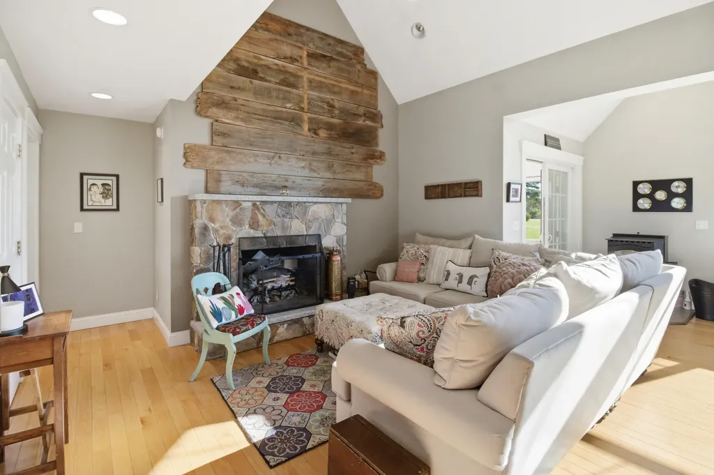 85 Highland Avenue Turner ME 04282