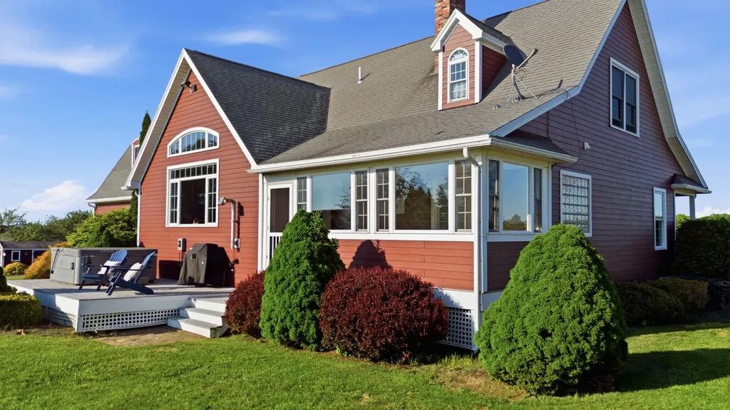 85 Highland Avenue Turner ME 04282