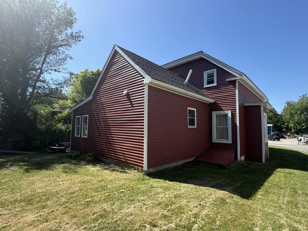 Auburn ME 04210