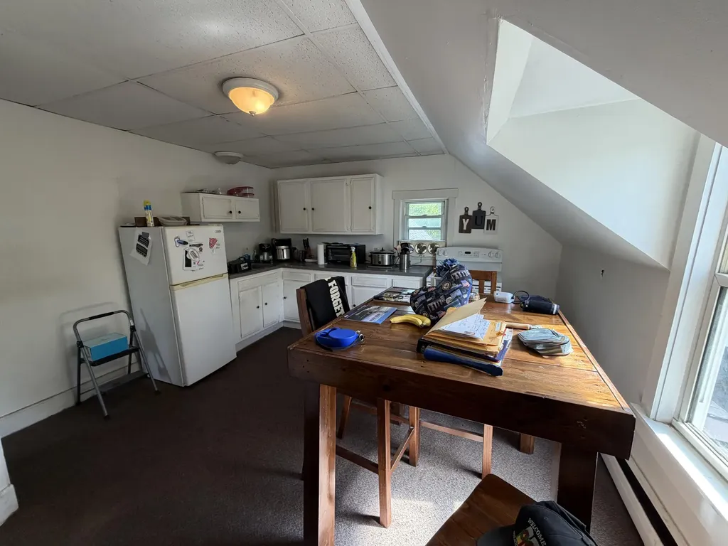Auburn ME 04210