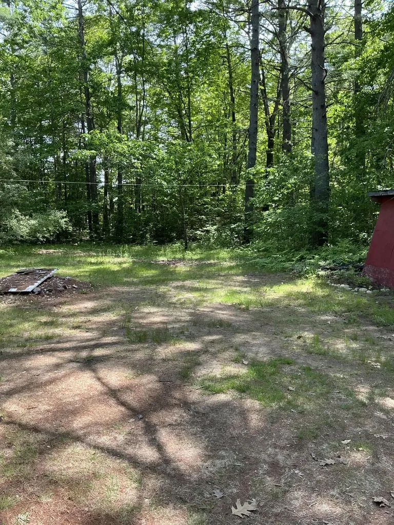 16 Morse Avenue Oxford ME 04270