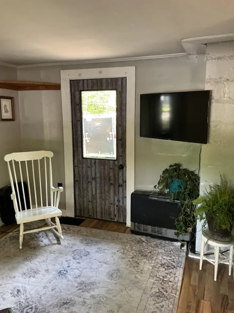 16 Morse Avenue Oxford ME 04270
