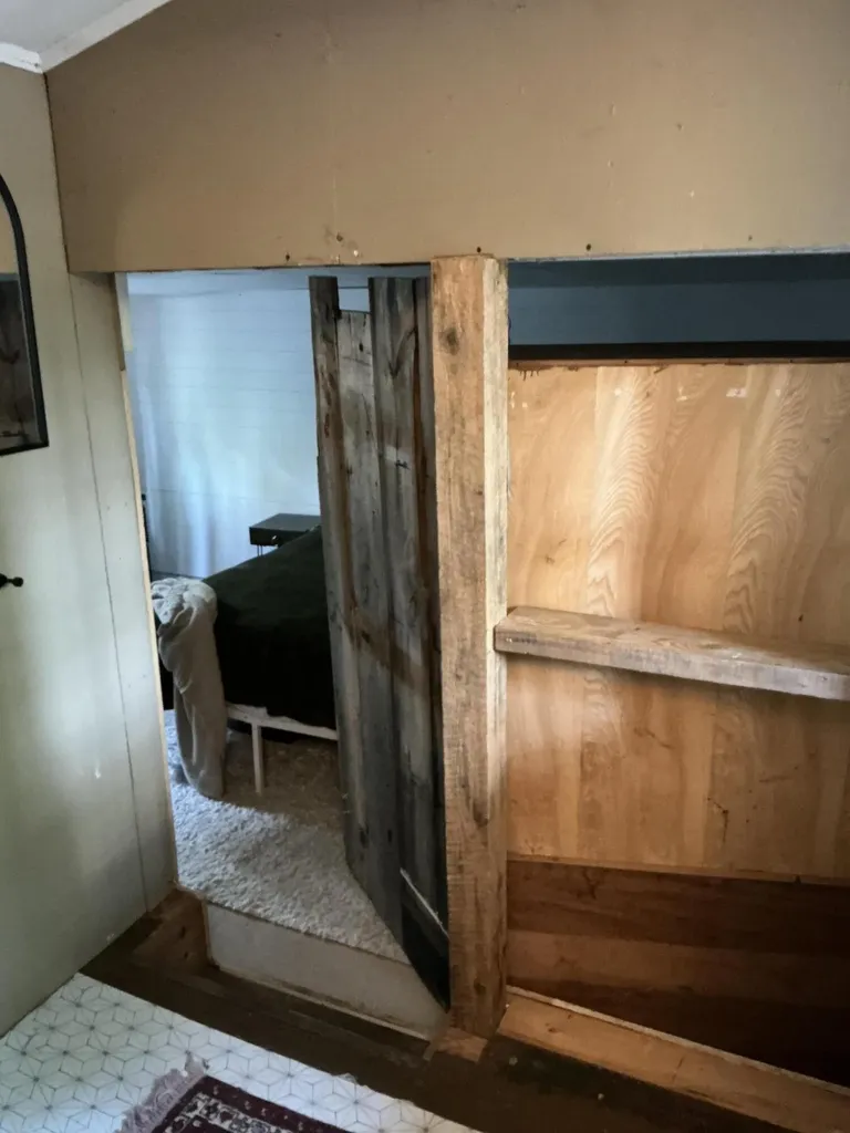 16 Morse Avenue Oxford ME 04270
