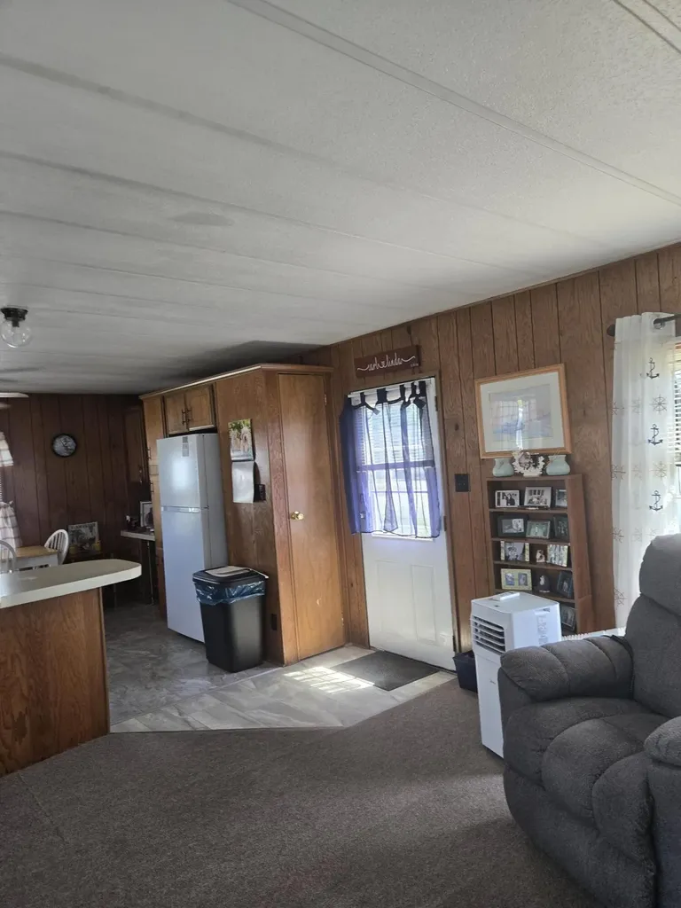 37 Scarponi Drive Brunswick ME 04011