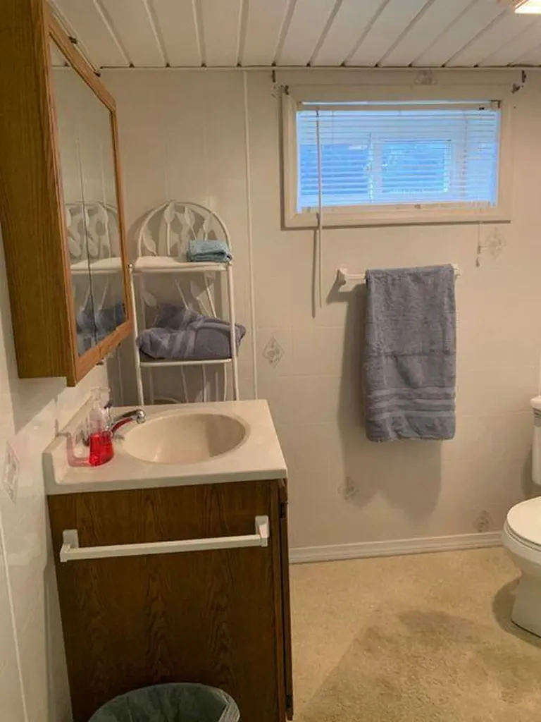 29 Somerset Street Millinocket ME 04462