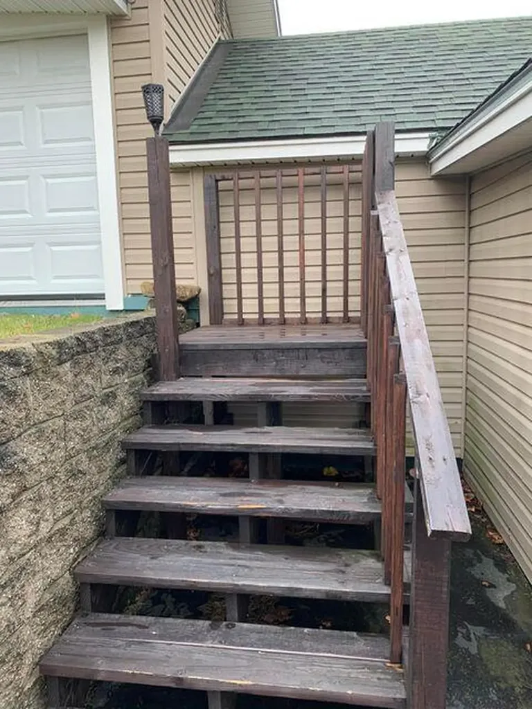 29 Somerset Street Millinocket ME 04462