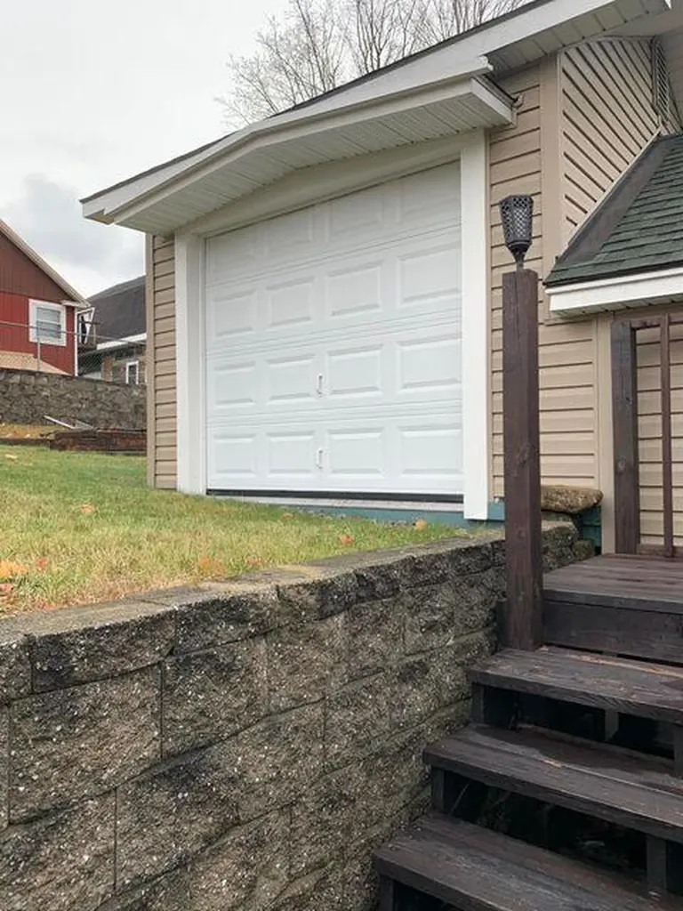 29 Somerset Street Millinocket ME 04462