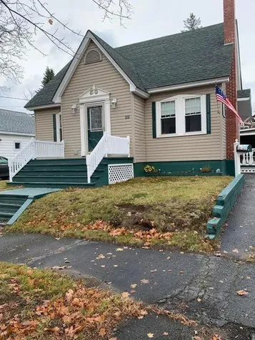 29 Somerset Street Millinocket ME 04462