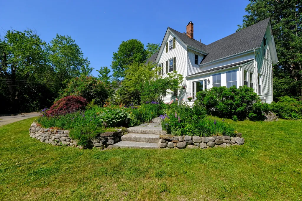 219 Cedar Street Rockland ME 04841