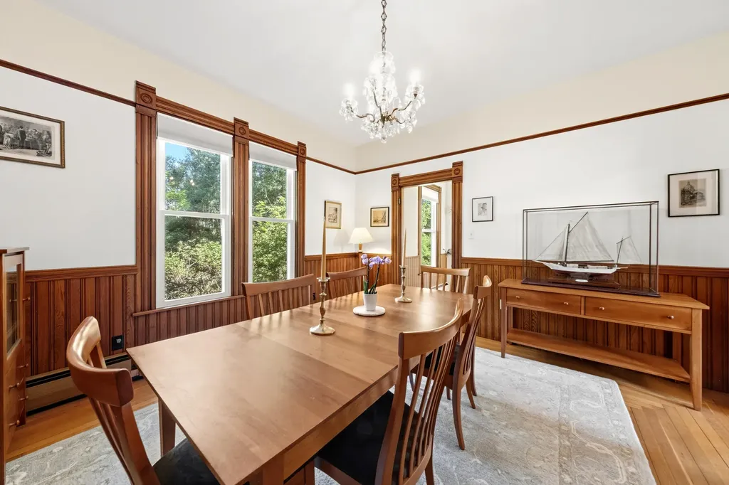 219 Cedar Street Rockland ME 04841