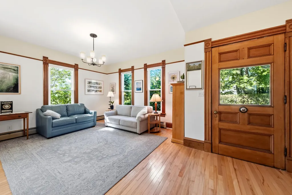 219 Cedar Street Rockland ME 04841