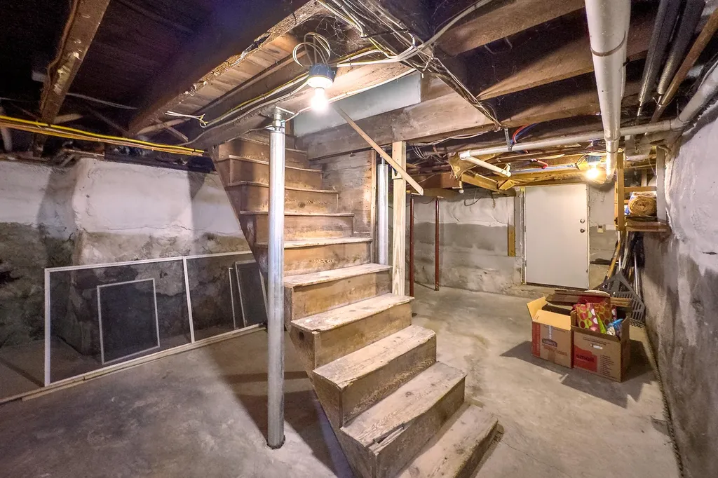 219 Cedar Street Rockland ME 04841