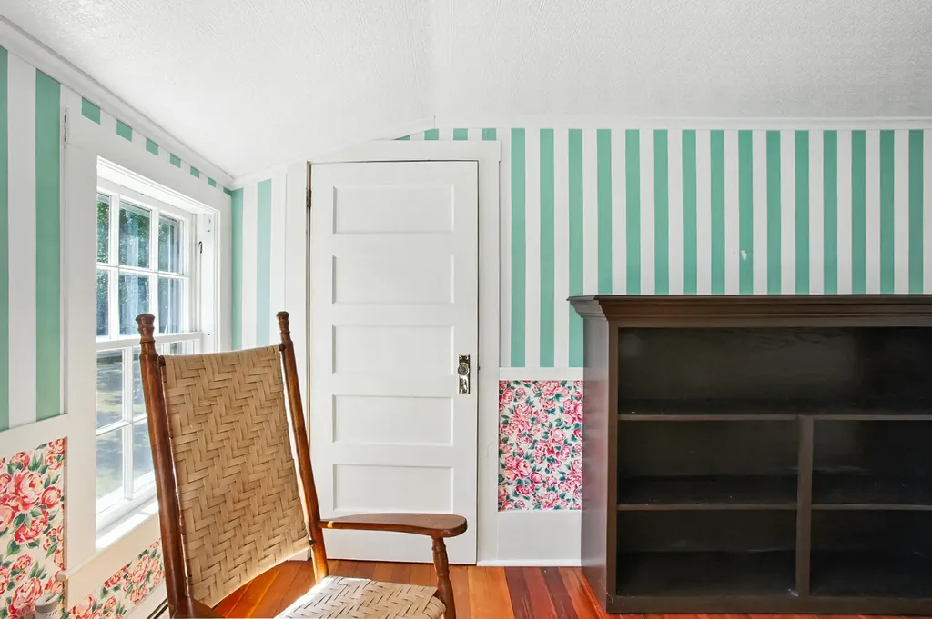 378 Pool Street Biddeford ME 04005