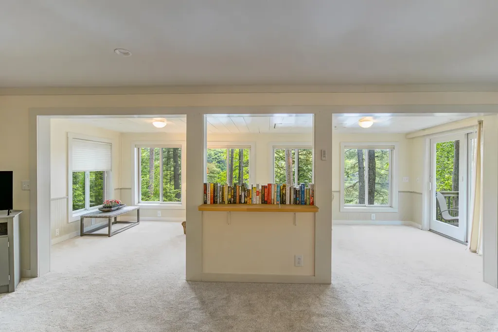 82 Diamond Drive Waterboro ME 04061