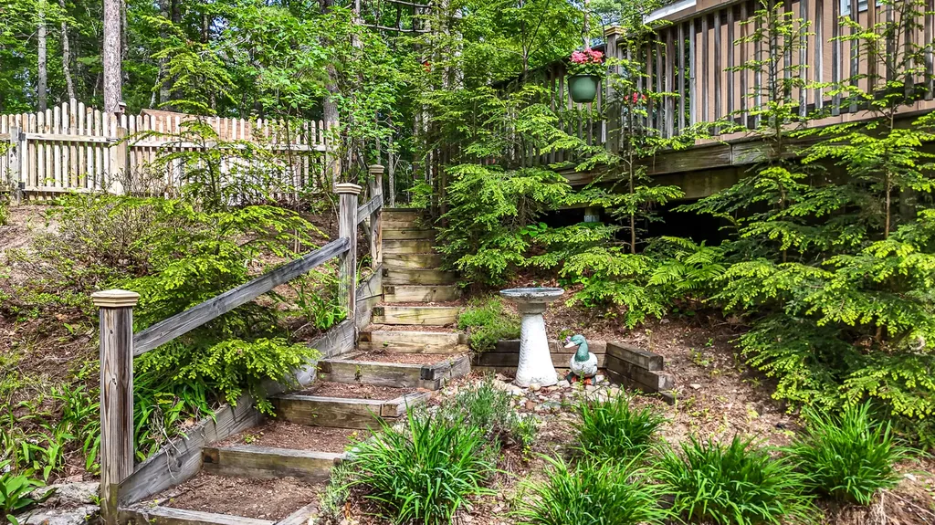 82 Diamond Drive Waterboro ME 04061