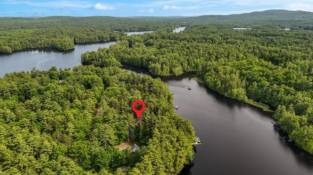 82 Diamond Drive Waterboro ME 04061