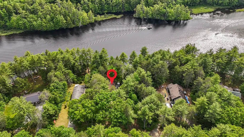82 Diamond Drive Waterboro ME 04061
