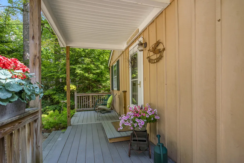 82 Diamond Drive Waterboro ME 04061