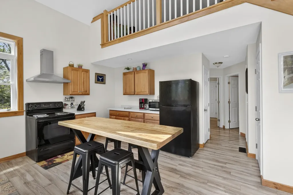 812 Pleasant Point Road Cushing ME 04563